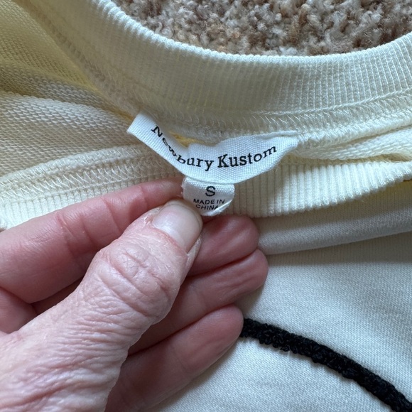 Newbury Kustom Smiley Crewneck size small - Picture 2 of 6